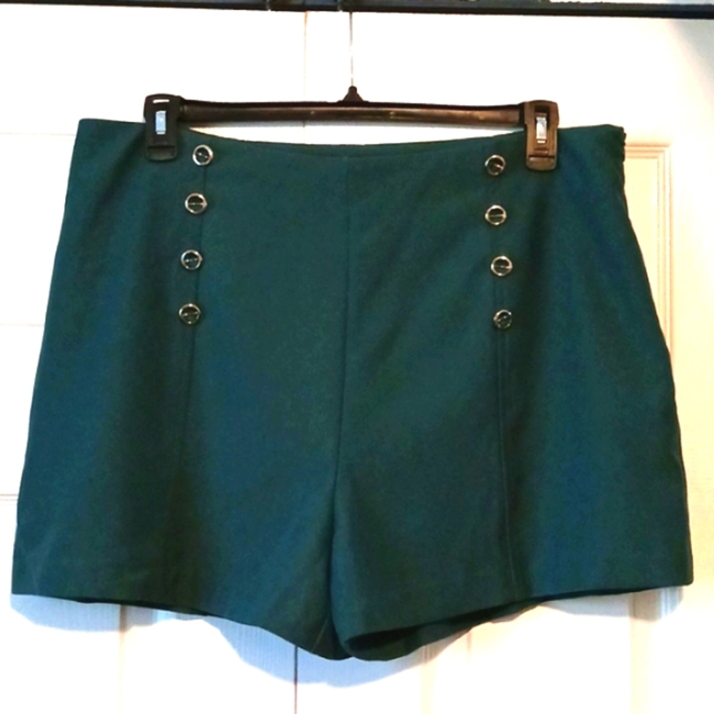 J.O.A. Dressy Shorts with Front Gold Button Detail Size XXL Dark Teal - Picture 2 of 10